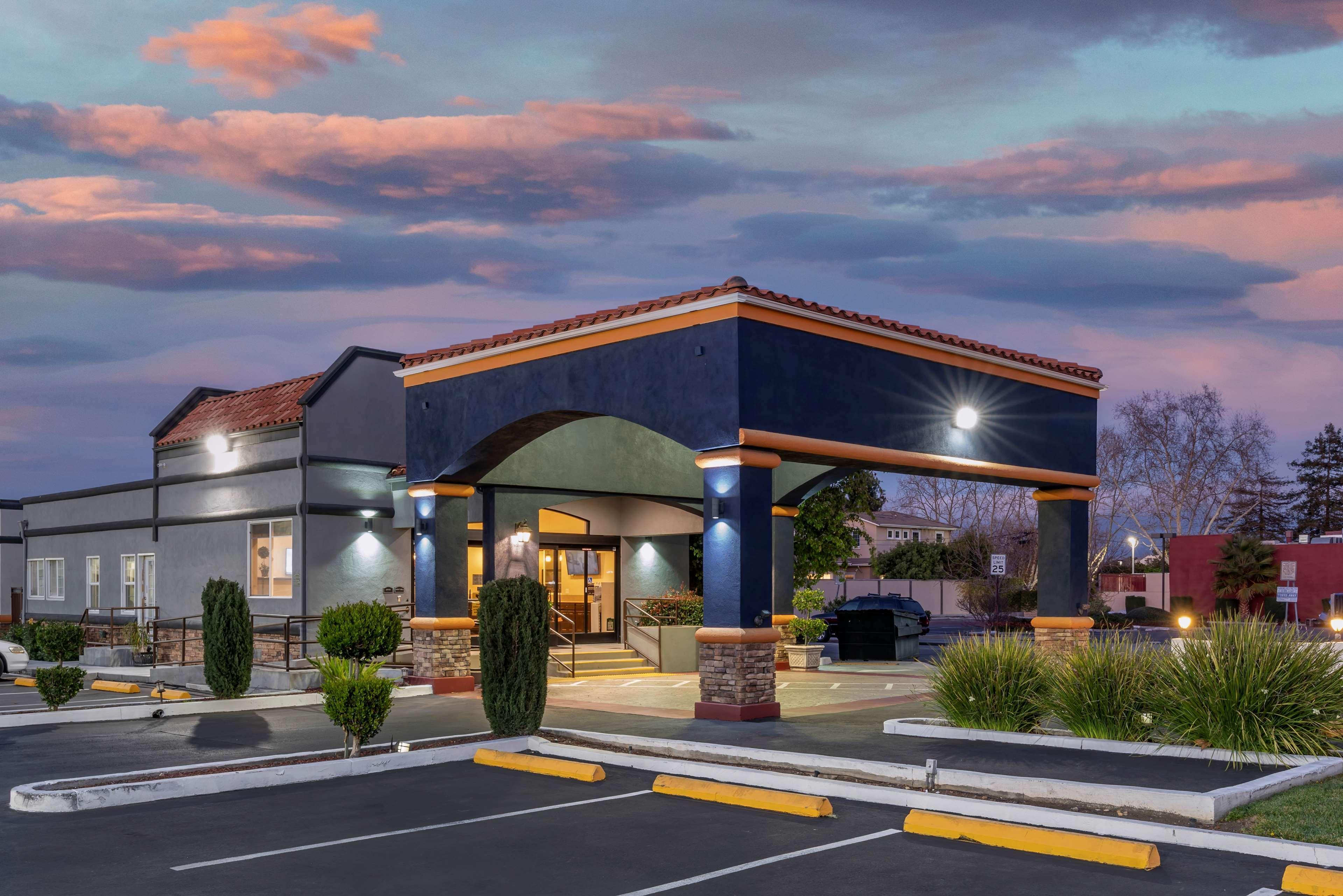 Best Western Inn Santa Clara Exterior photo